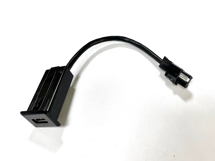 USB HUB：XEV HU-1004